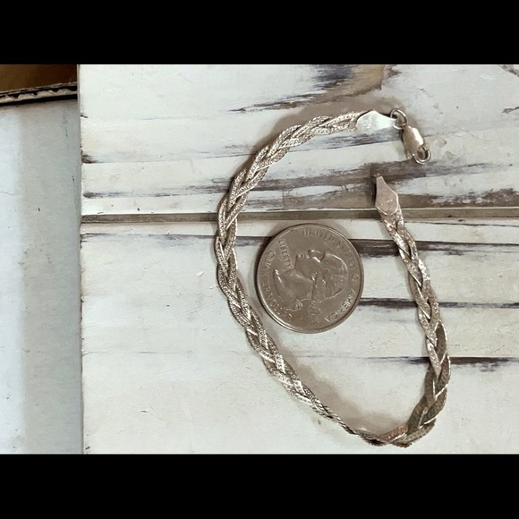 Sterling 6mm braided herringbone bracelet - Picture 4 of 4